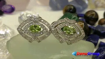 Natural Peridot Standard 925 Silver Earing