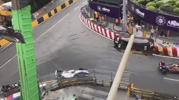 Macau GP 2018 Formula 3 CRASH Sophia Floersch